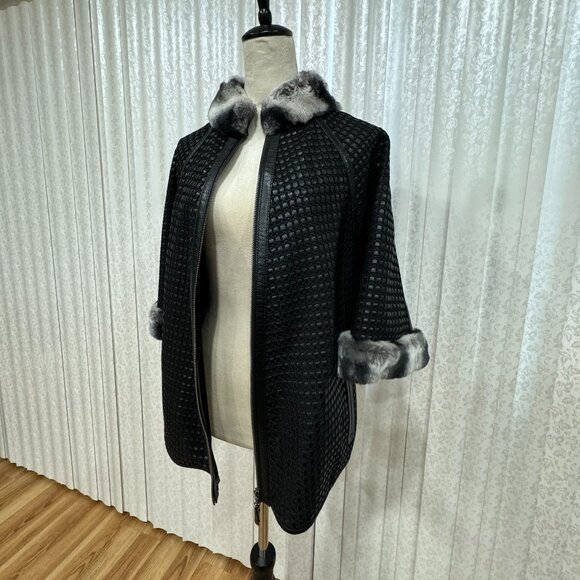 Leather Black cape with rabbit fur New, Size M - Picture 7 of 16